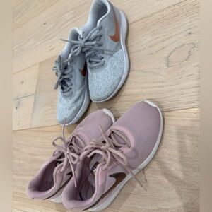 2 Nike sneakers bundle, women’s size 6, lightly worn, comfy everyday shoes